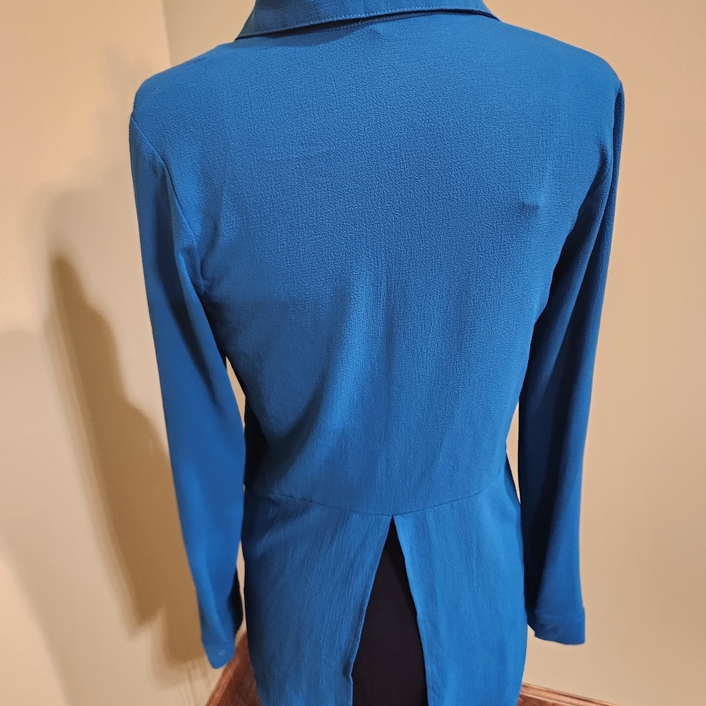 Nine Bird Blouse - Picture 2 of 6